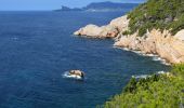 Trail Walking Saint-Cyr-sur-Mer - Port de la Madrague - Pointes Fauconnière, des 3 Fours, du Défends, des Termes et des Engraviers - Bandol - Photo 4