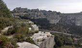 Excursión Senderismo Les Baux-de-Provence - autour des baux - Photo 8