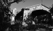 Excursión Senderismo Roquebrune-sur-Argens - Roquebrune - ND des Dolmens - Les Avelans - Vallon de la Gaillarde - Photo 3