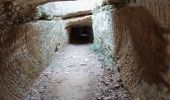 Randonnée Marche Saint-Bonnet-du-Gard - tunnels romains par les crêtes  - Photo 1