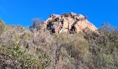 Trail Walking Saint-Raphaël - T-Cap Roux - Photo 1