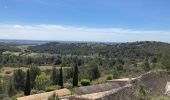 Tour Wandern Les Baux-de-Provence - Huilerie, Vin, les baux de Provence, avec Château - Photo 4