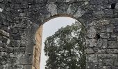 Randonnée Marche Allègre-les-Fumades - Château d'Allègre depuis la Bégude - Photo 1