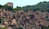 Tocht Stappen Cotignac - SityTrail - Notre Dame de Grace - Chapelle St Bernard - Monastere St Joseph - Chapelle St Martin - Le Poucet - Habitat troglodyte - Le village  - Photo 3