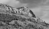 Excursión Senderismo Mons - Mons - Montagne des Louquiers - Chapelle St Pierre - Photo 7