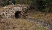 Tour Wandern Cheval-Blanc - 84 Merindol  boucle depuis La Roquette - Photo 1