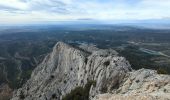 Randonnée Marche Vauvenargues - La Croix de Provence - Photo 8