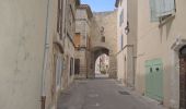 Tour Wandern Saint-Mitre-les-Remparts - PF-Saint-Mitre-les-Remparts - Le Balcon du Caderaou - Photo 12