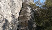Randonnée Marche Fontaine-de-Vaucluse -  Boucle Fontaine, St Gens - Photo 10