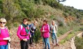 Excursión Senderismo Saint-Raphaël - La grotte Chapelle Saint Honorat - Photo 10