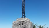 Randonnée Marche Cairanne - Croix du Serre de la Garde - Photo 1