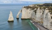 Trail Walking Étretat - Les falaises d'Etretat - Photo 6