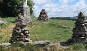 Randonnée Marche Salles-Curan - la vierge des lacs - Photo 1