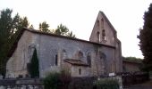 Excursión A pie Ruffiac - Poussignac, une église isolée - 5.5 km - Photo 1