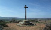 Randonnée Marche Artonne - La croix des Rameaux - Photo 2