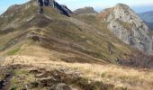 Randonnée Marche Le Fau - Crêtes entre Salers et Mandailles : du Puy Chavaroche au Puy Violent. - Photo 2