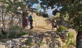 Tour Wandern Aramon - Le sentier des Capitelles - Photo 3