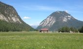 Tocht Stappen Gemeinde Seefeld in Tirol - Mittenwald - Leutasch 210813 - Photo 2