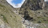 Tour Wandern La Chapelle-en-Valgaudémar - lac du Lauzon lac bleu - Photo 1