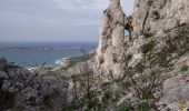 Trail Walking Marseille - Traversée des Arches des Cailles, depuis Callelongue - Photo 1