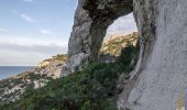 Randonnée Marche Marseille - La Roche Percée de la Mounine depuis Callelongue - Photo 1