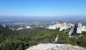 Excursión Senderismo Saint-Rémy-de-Provence - le rocher des deux trous - Photo 6
