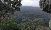 Percorso Marcia Peyrolles-en-Provence - grotte trouee - Photo 2