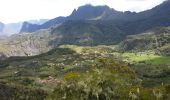 Excursión Senderismo La Possession - La Réunion - Retour de Mafate (Marla) à la route d'îlet à Cordes par le col du Taïbit. - Photo 17