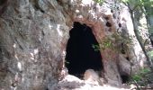 Randonnée Marche Vic-sur-Cère - Grotte des Anglais - Photo 3