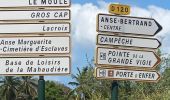 Tour Pfad Anse-Bertrand - La mahaudiere - Photo 1