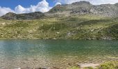 Randonnée Marche Auzat - Randonnée des étangs de Sarroucane au pic de la rouge - Photo 1
