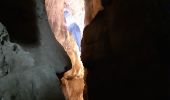 Trail Walking Saint-Christophe - Grottes des Echelles - Photo 13