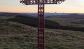 Tocht Te voet Besse-et-Saint-Anastaise - La Chapelle de Vassivière - Photo 1