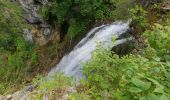 Randonnée Marche Montriond - La cascade de Montriond - Photo 2