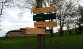 Trail Walking Sainte-Foy-l'Argentière - départ de Ste Foy L'Argentiere, boucle De Aveize, Souzy et château de Ste Foy l'Argentiere  - Photo 4