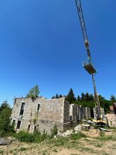 Punto de interés Renaison - Reconstruction des Bonnévaux - Photo 1