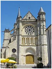 Punto di interesse Brie-Comte-Robert - Eglise St Etienne - Photo 1