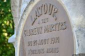 Point d'intérêt Virton - Monument aux morts - Photo 2