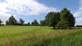 POI Villers-la-Ville - Vue sud-ouest sur un des étangs du golf de Rigenée - Photo 3