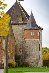POI Marche-en-Famenne - De kasteelhoeve van Aye - Photo 1