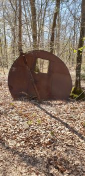 Point d'intérêt Fontainebleau - four à charbon de bois ??? - Photo 1