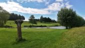 POI Villers-la-Ville - Vue sud-ouest sur un des étangs du golf de Rigenée - Photo 2