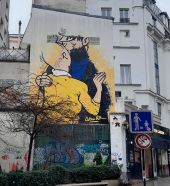 Point d'intérêt Paris - Tintin Kissing   ¤¤ - Photo 1