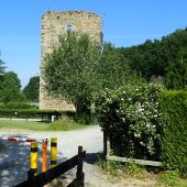 Point of interest Walhain - Ruine de la Tour d'Alvau ou Tour des Sarrasins - Photo 1