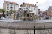 Point d'intérêt Clermont-Ferrand - fontaine la cathédrale des eaux - Photo 1
