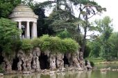 POI Parijs - Temple Romantique de l'Île de Reuilly - Photo 1