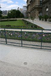 POI Paris - Jardin de Luxembourg, sur espaces asphaltés ou cimentés(10) - Photo 1