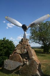 Point of interest La Roche-en-Ardenne - Monument commémoratif - Photo 1