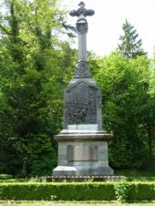 Point of interest Clervaux - Monument de la guerre des gourdins - Photo 1