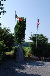 Point d'intérêt Tinlot - Monument des aviateurs américains - Photo 2